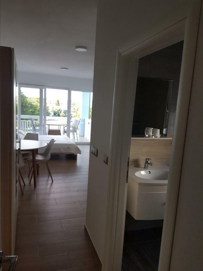 Apartmani Ivkovic Funtana Exterior foto