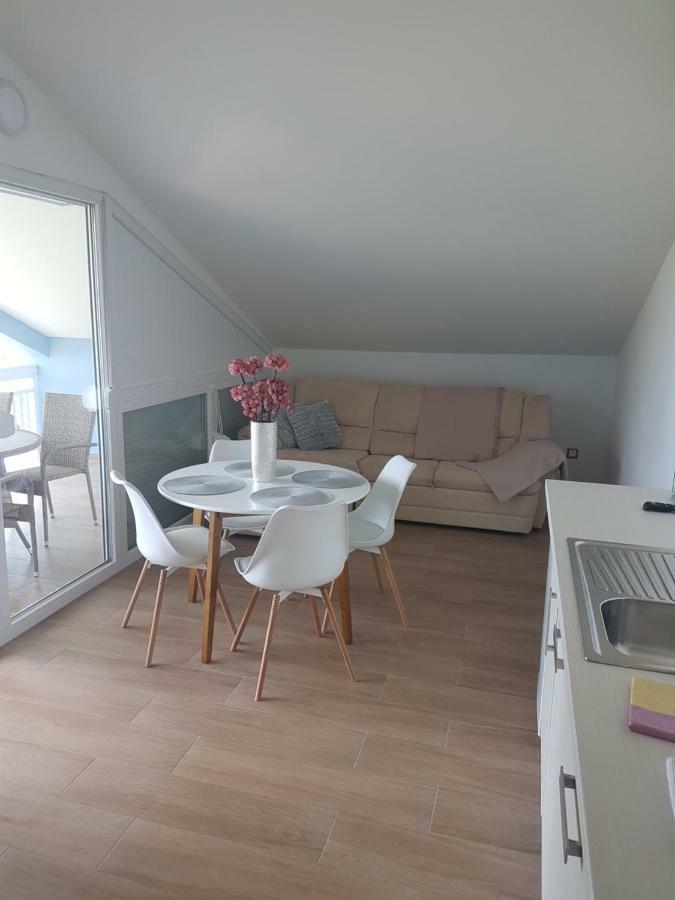 Apartmani Ivkovic Funtana Exterior foto